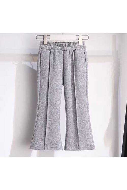 طفل بنت شتوية قاط