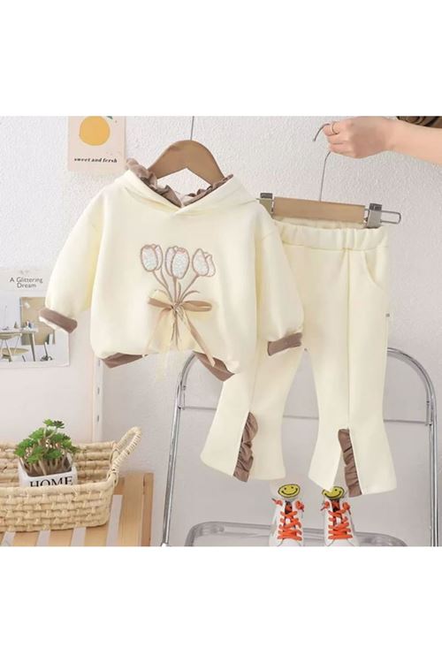 طفل بنت شتوية تراك