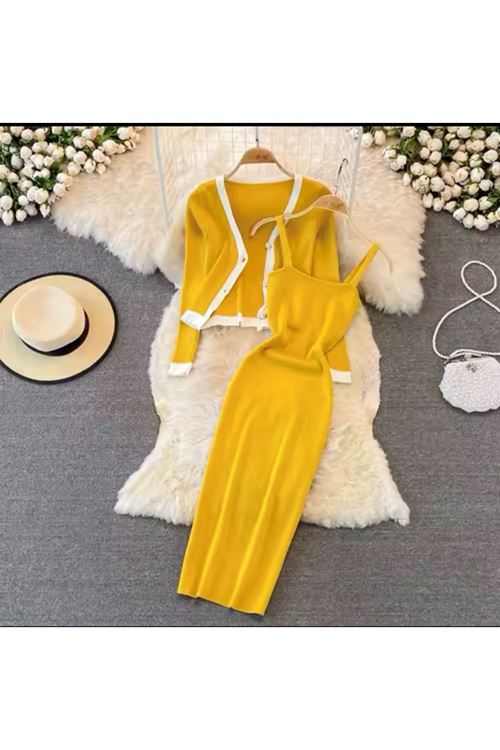 ملابس نسائية شتوية فستان