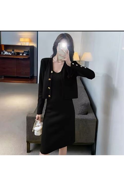 ملابس النسائية الشتوية فستان