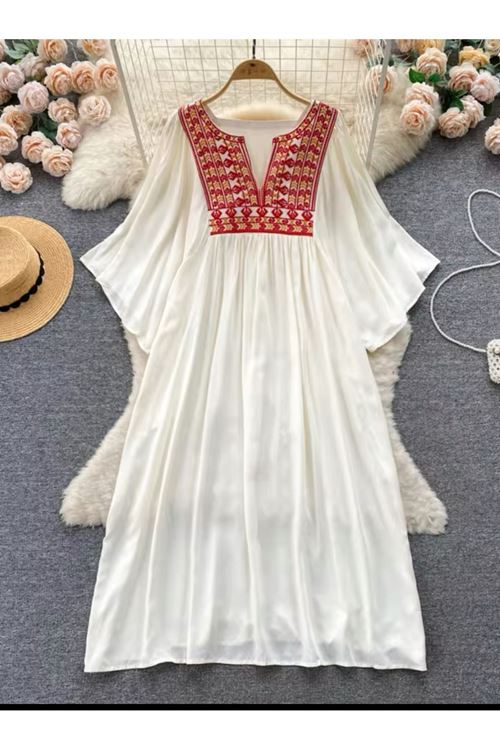 ملابس نسائية صيفية فستان 