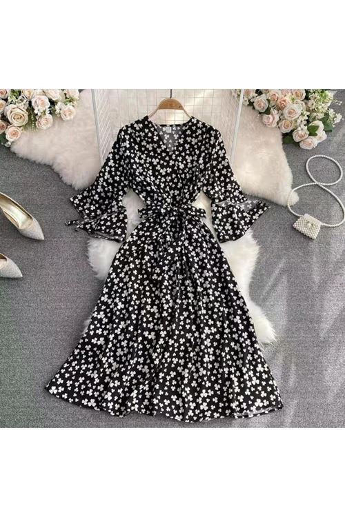 ملابس نسائية صيفية فستان 