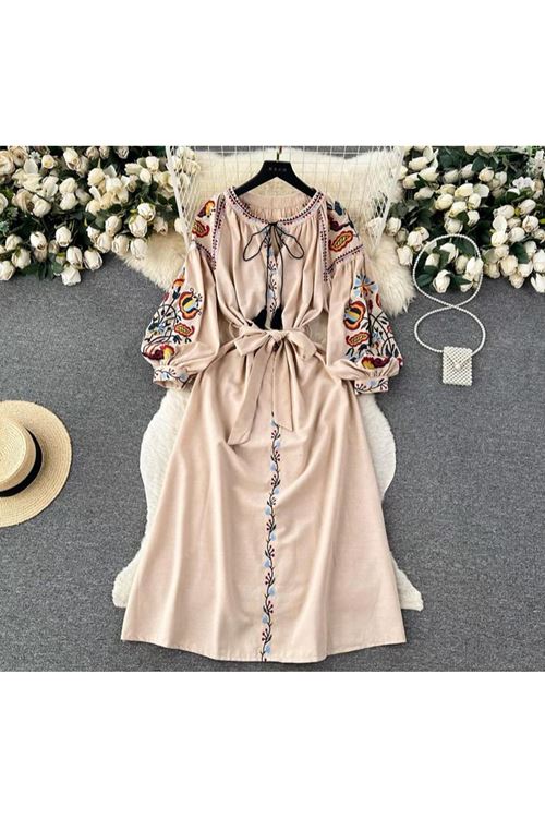 ملابس نسائية صيفية فستان