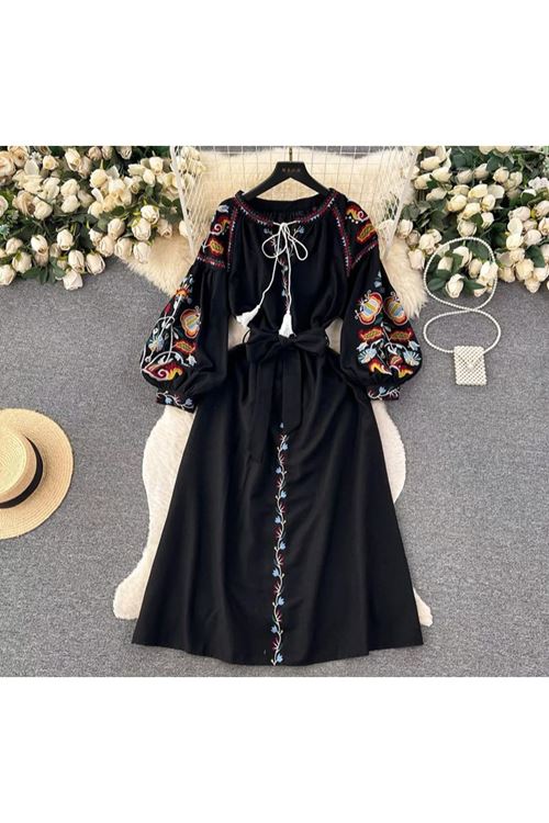 ملابس نسائية صيفية فستان