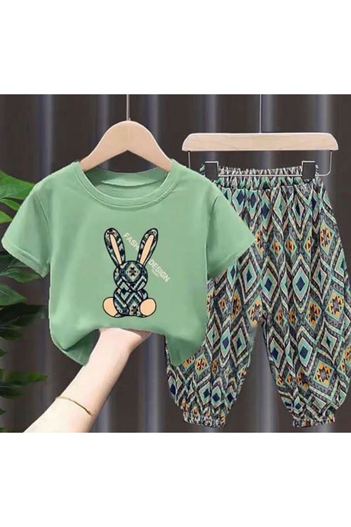 طفل بنت صيفية تراك