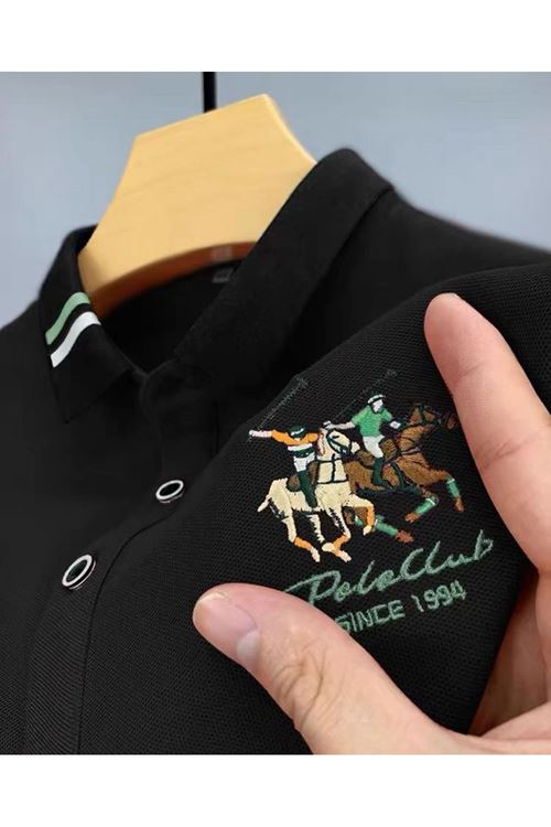 ملابس رجالية صيفية تيشيرت