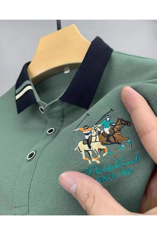 ملابس رجالية صيفية تيشيرت