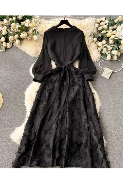 ملابس نسائية صيفية فستان  