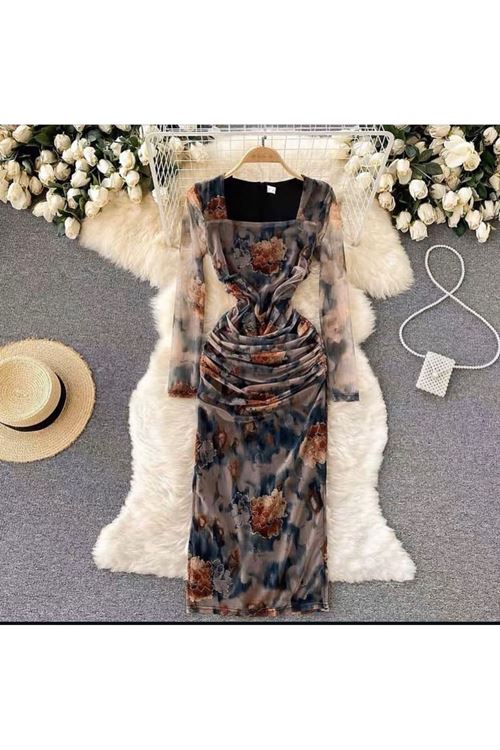 ملابس نسائية صيفية فستان