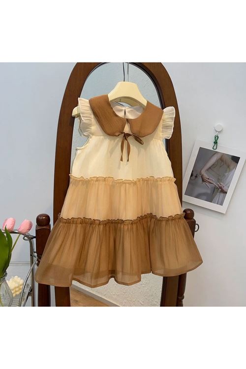 طفل بنت صيفية فستان