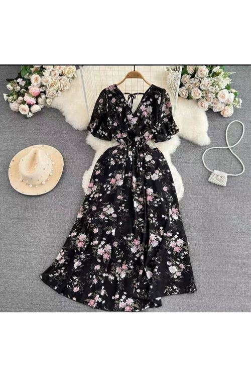 ملابس نسائية صيفية فستان