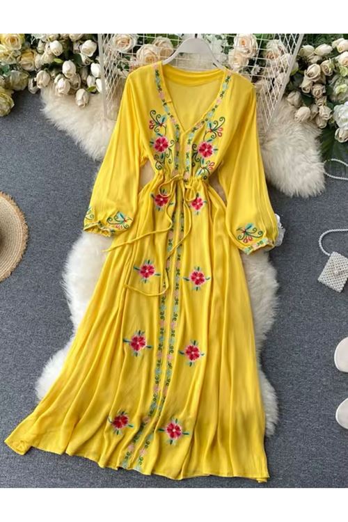 ملابس نسائية صيفية فستان