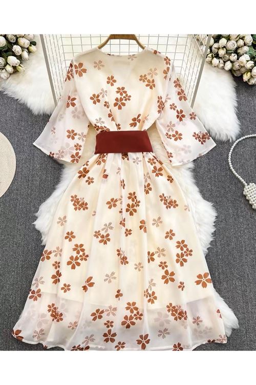 الملابس النسائية الصيفية الفستان