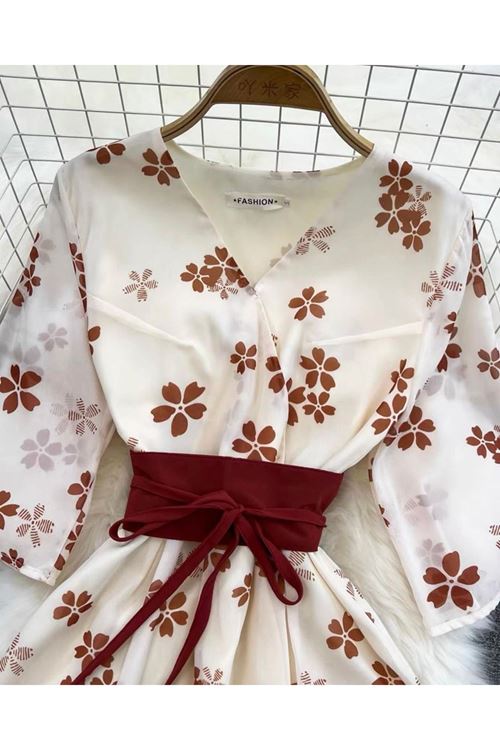 الملابس النسائية الصيفية الفستان