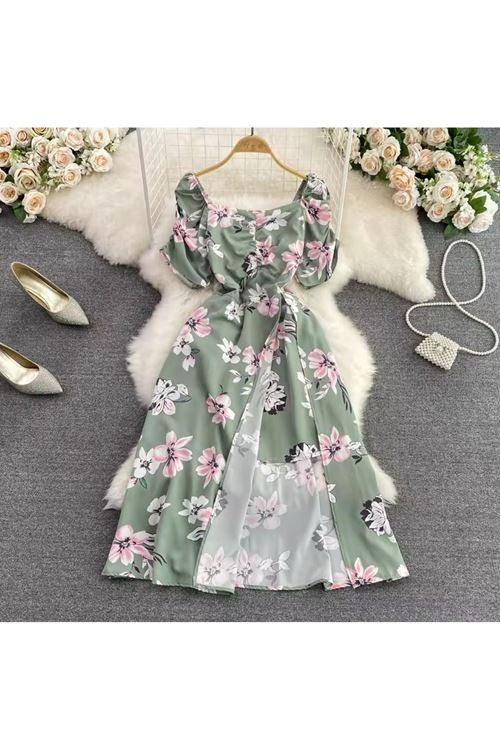 ملابس نسائية صيفية فستان