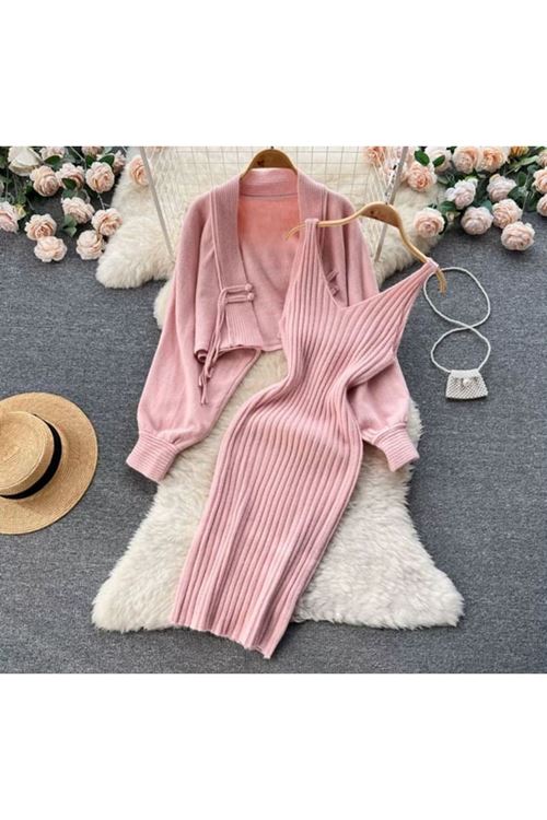 ملابس نسائية شتوية فستان