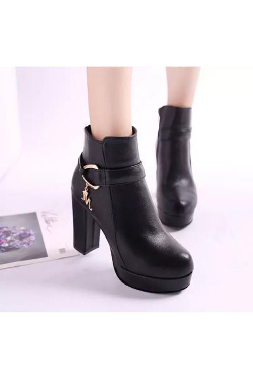 الأحذية النسائية الشتوية بوت قصير  كعب 