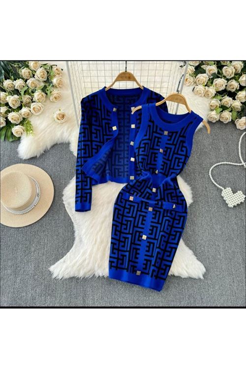 ملابس نسائية شتوية فستان