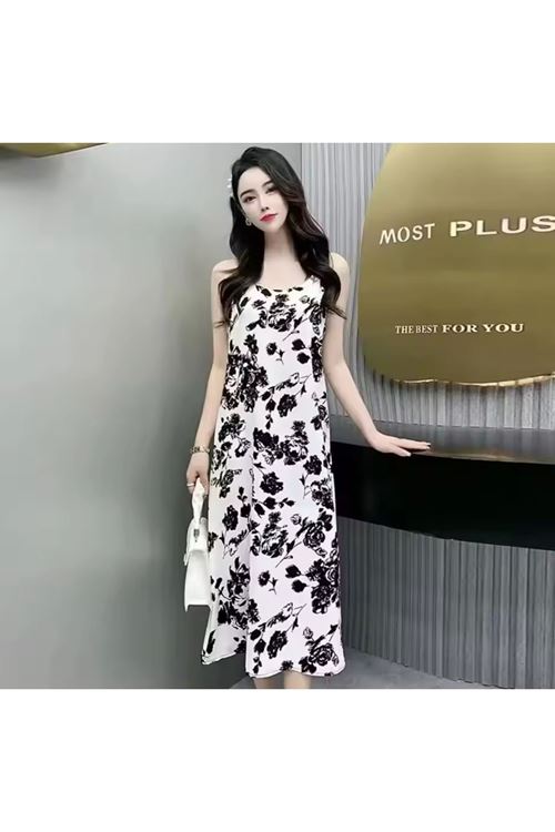 ملابس نسائية صيفية فستان 