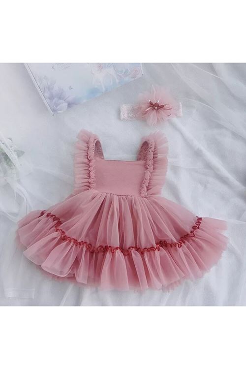 طفل بنت صيفية فستان