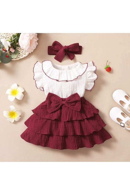 طفل بنت صيفية فستان