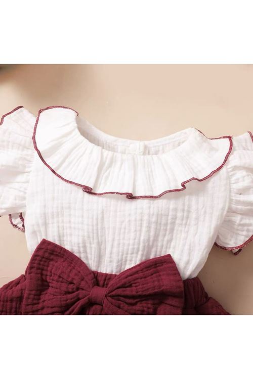 طفل بنت صيفية فستان