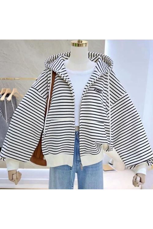 ملابس نسائية شتوية جاكيت 