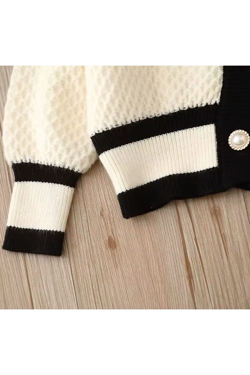 طفل بنت شتوية قاط