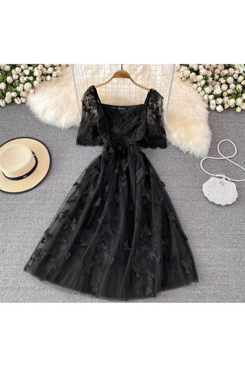 ملابس نسائية صيفية فستان