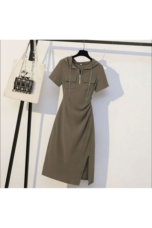 ملابس نسائية صيفية فستان