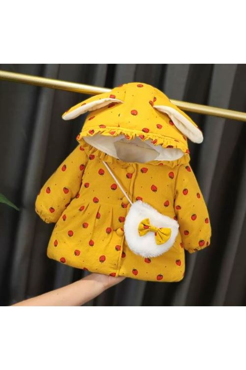 طفل بنت شتوية قمصلة