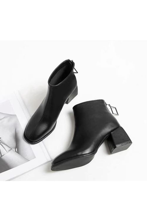 الأحذية النسائية الشتوية بوت قصير كعب