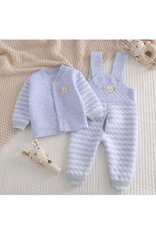 طفل بنت شتائية بدلة