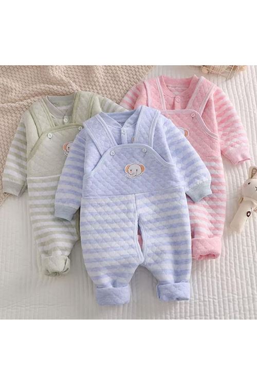 طفل بنت شتائية بدلة