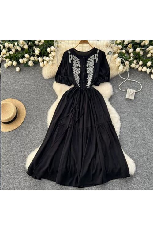 ملابس نسائية صيفية فستان