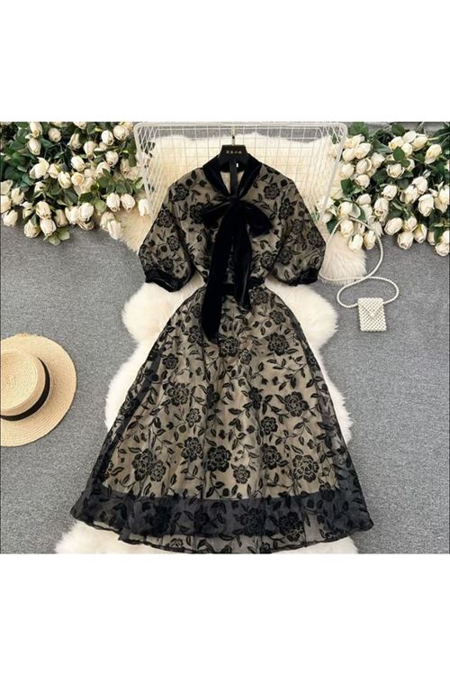 ملابس نسائية صيفية فستان