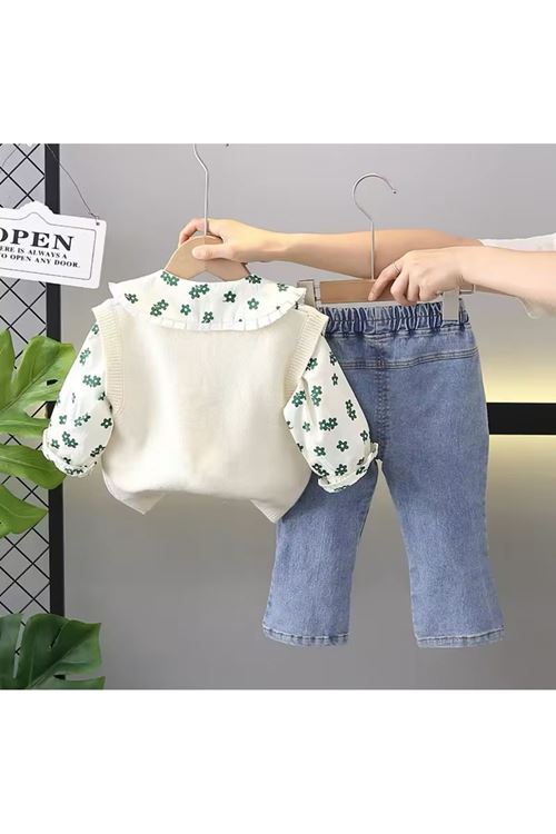 طفل بنت شتوية قاط