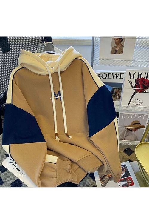 ملابس نسائية شتوية هودي