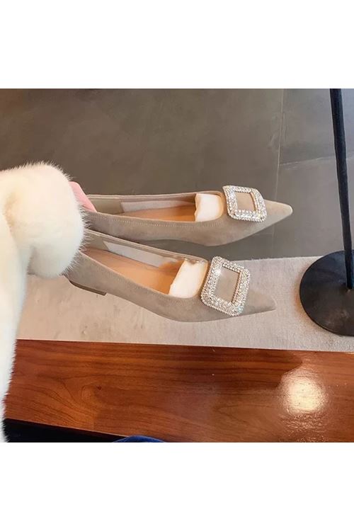 الأحذية النسائية الصيفية فلات 