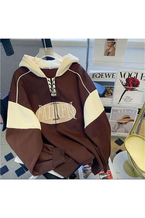 ملابس نسائية شتوية هودي