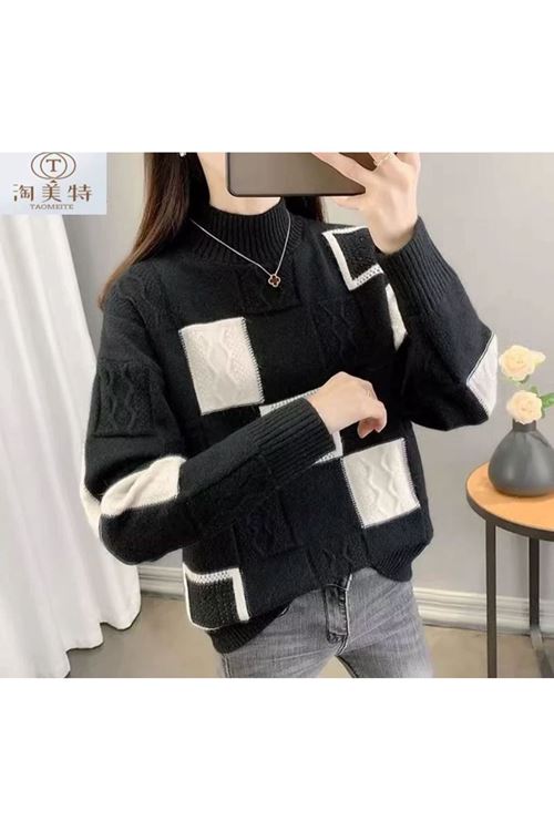 ملابس نسائية شتوية بلوز