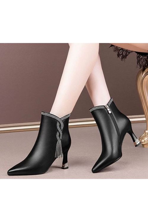 الأحذية النسائية الشتوية بوت قصير كعب