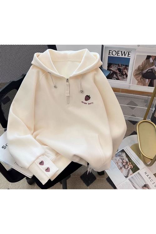 ملابس نسائية شتوية هودي