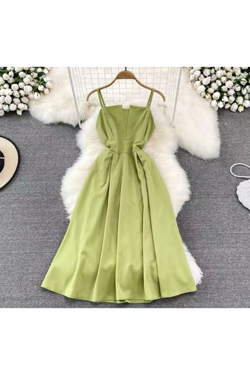 ملابس  نسائية صيفيّة فستان