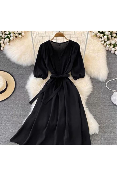 ملابس نسائية صيفية فستان