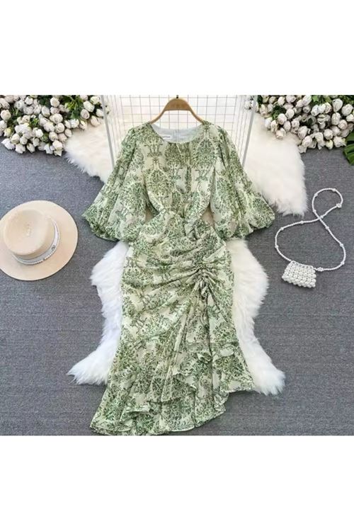 ملابس نسائية صيفية فستان