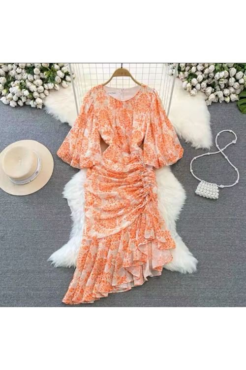 ملابس نسائية صيفية فستان