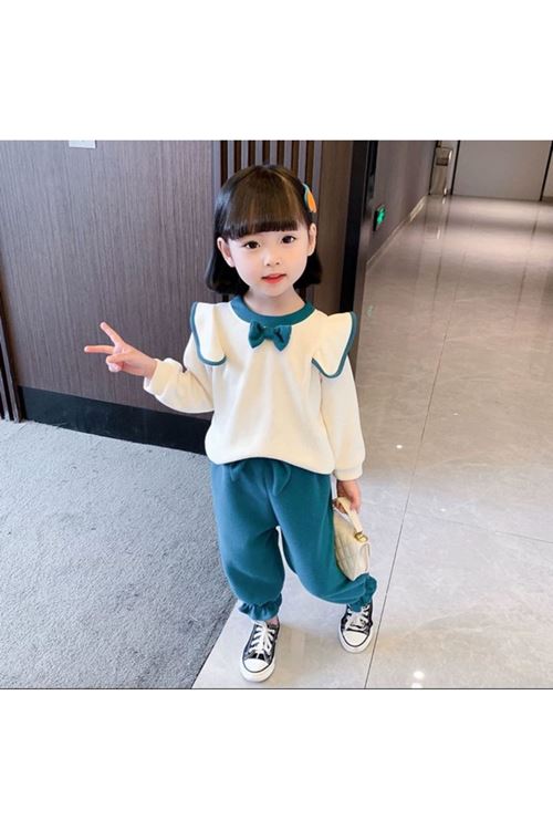 طفل بنت شتوية تراك