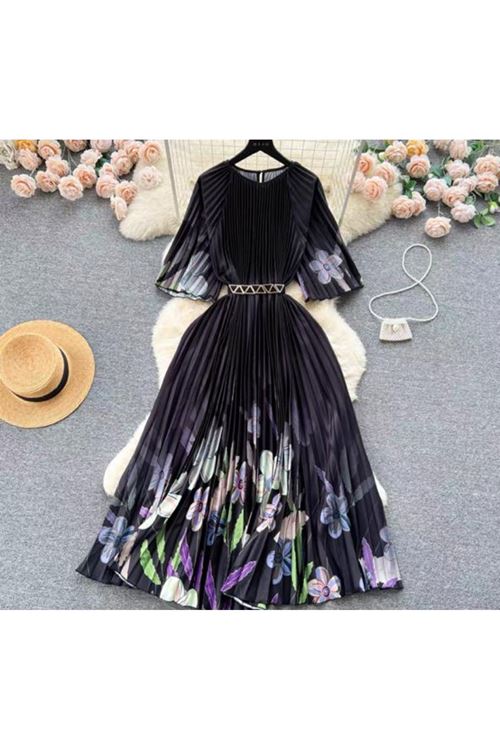 ملابس نسائية صيفية فستان