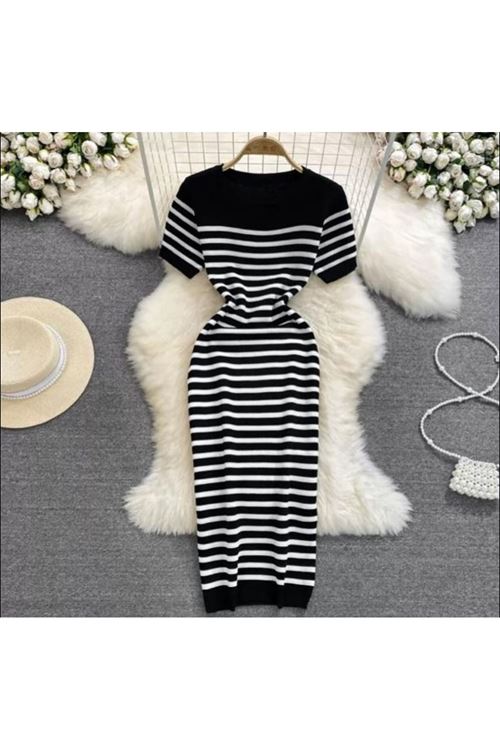 ملابس نسائية صيفية فستان